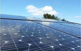 企业屋顶光伏应用 节能、隔热与隔音材料制造的双赢选择