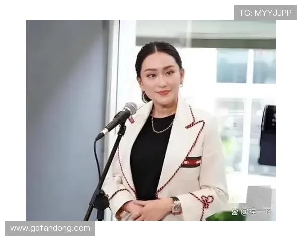 《《XXX》剧情解密:这4个意想不到的转折,让你对结局刮目相看!》 《《XXX》剧情解密:这4个意想不到的转折,让你对结局刮目相看!》